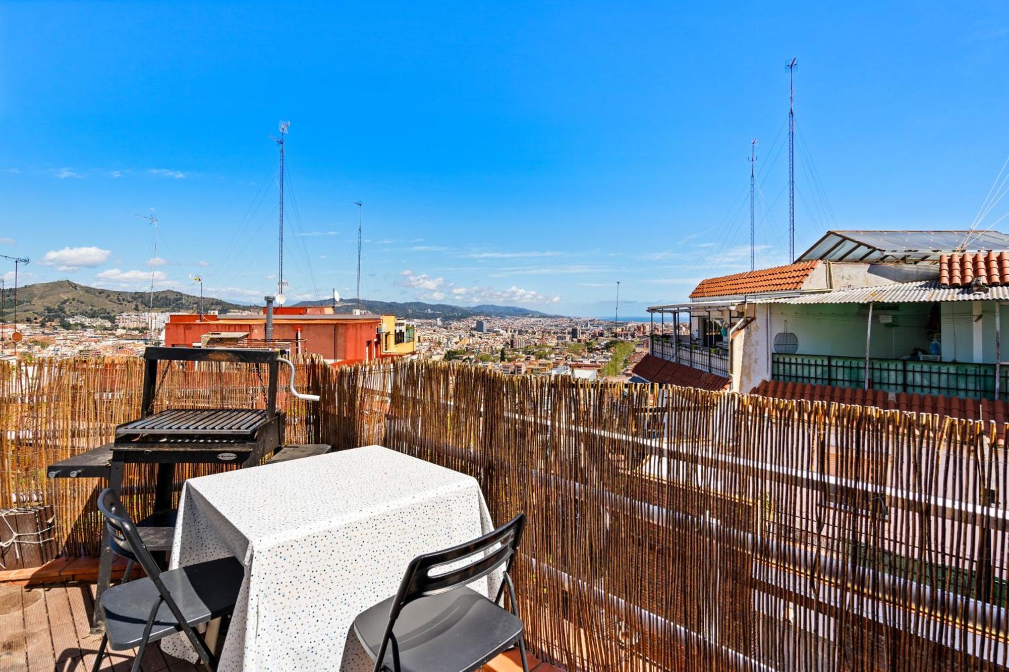 Charming 1br With Terrace Near El Carmel Appartement